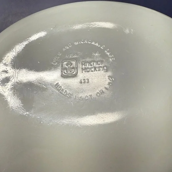 Vintage Anchor Hocking Fire King Blue Cornflower Casserole Dish 1 Qt Round - Picture 3 of 6